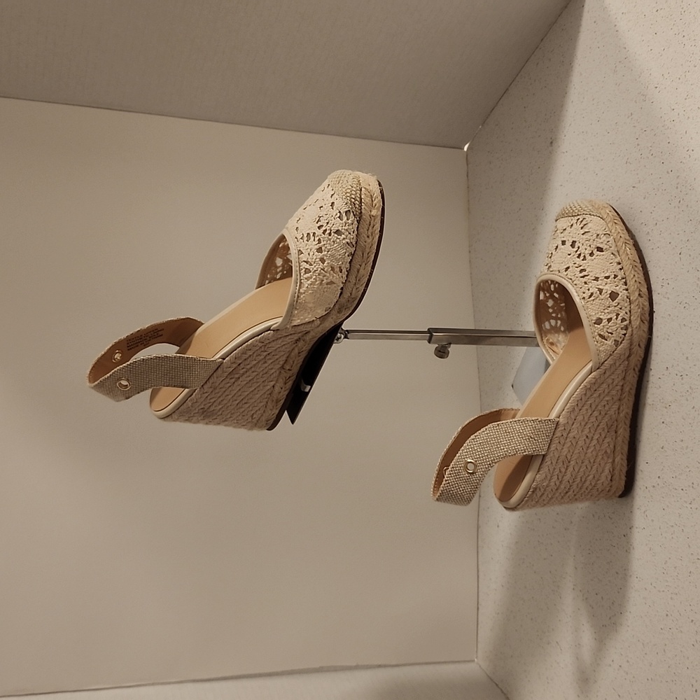 Ann Taylor Loft wedges